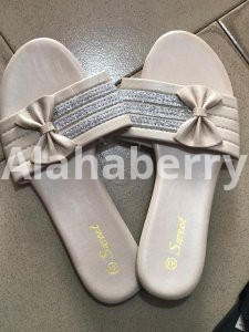 Ladies sandals