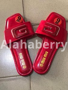 Ladies sandals